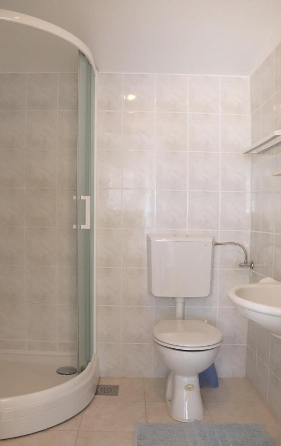 Apartments Frane Хвар Экстерьер фото