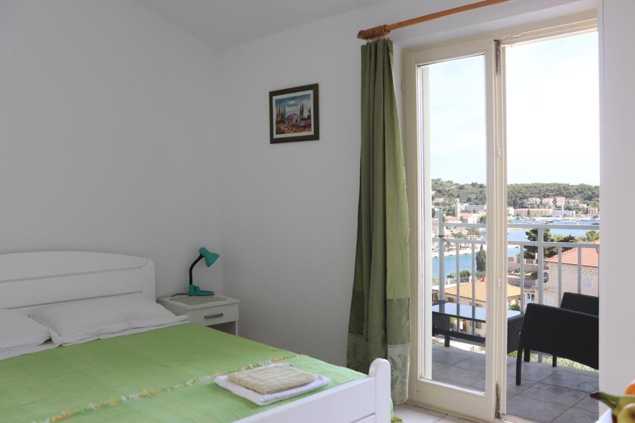 Apartments Frane Хвар Экстерьер фото
