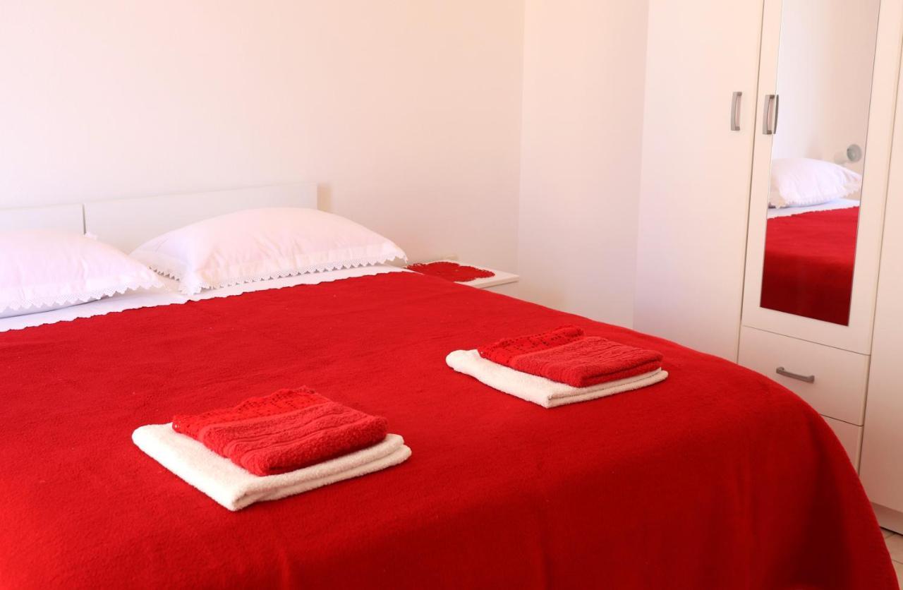 Apartments Frane Хвар Экстерьер фото